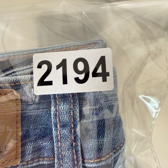 American Eagle Hi-Rise Mini Denim Skirt Size 4 Blue Stretch Distressed Y2K - Picture 10 of 11